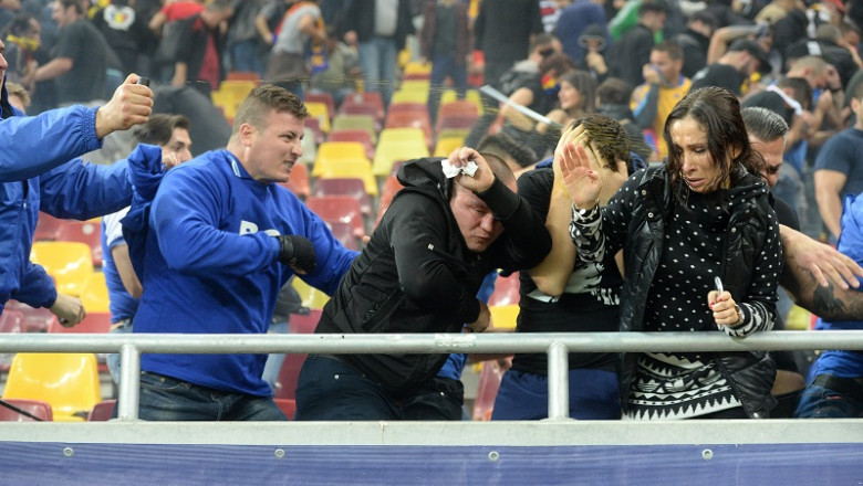 Romania a primit amenda si inchiderea unor sectoare de stadion, dupa violentele de la meciul cu Ungaria Imagine
