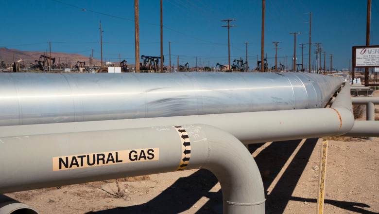 Romania ar putea accelera forajele in apele de mare adancime din Marea Neagra, din cauza cresterii pretului gazelor Imagine