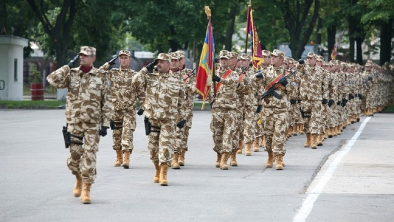 Romania incepe oficial retragerea trupelor din Afganistan. Victor Ponta, Mircea Dusa si Gabriel Oprea, prezenti la Kandahar Imagine