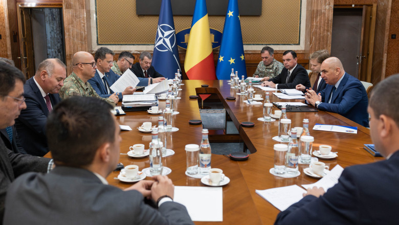 Romania pregateste proiectele pe aparare care vor fi finantate prin programul SAFE. Bolojan, discutii cu mai multi ministri la Guvern Imagine