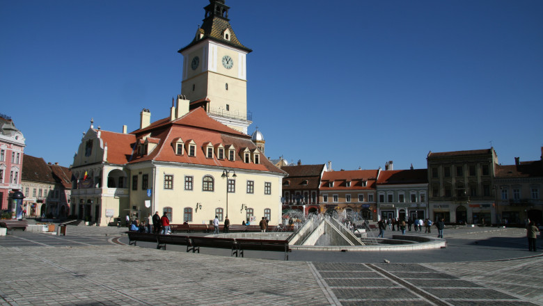 Romania, prin ochii unui jurnalist american: Iti ramane in minte contrastul dintre vechi si modern Imagine