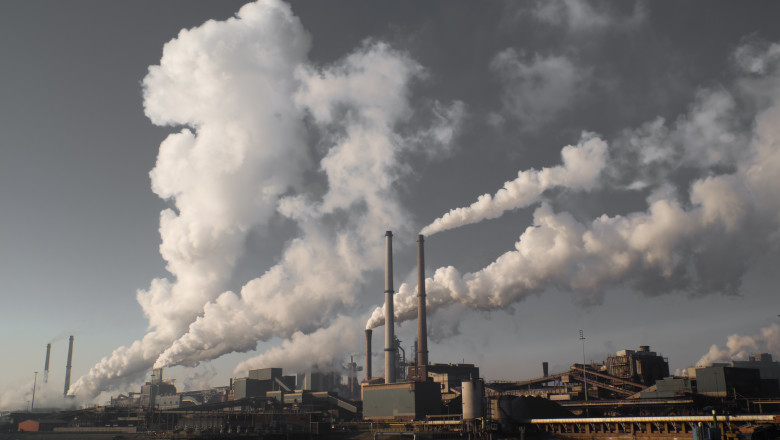 Romania, printre tarile UE cu cele mai mari cresteri ale emisiilor de CO2 generate de utilizarea energiei (Eurostat) Imagine