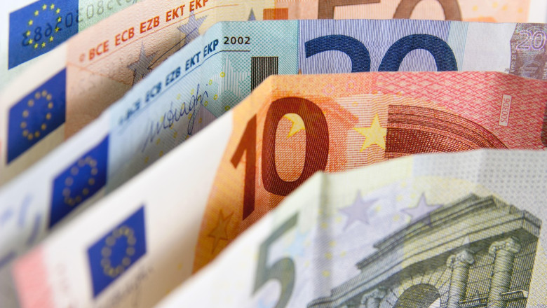 Romania se imprumuta din nou pe pietele internationale. A fost demarata a doua emisiune de eurobonduri din acest an Imagine