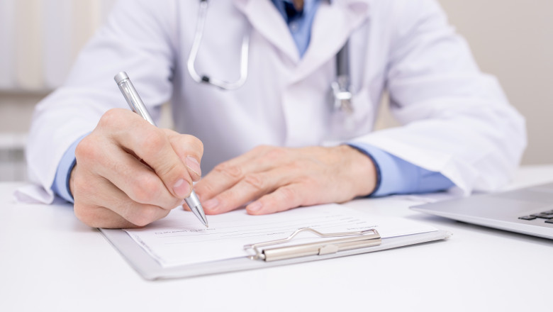 Romanii aflati in concediu medical ar putea fi verificati acasa de politie Imagine