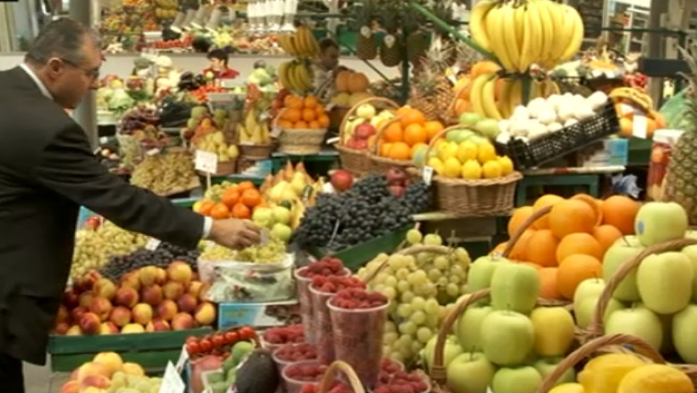 Romanii arunca milioane de tone de mancare. Sfaturi pentru a consuma tot ce ati cumparat din supermarket Imagine