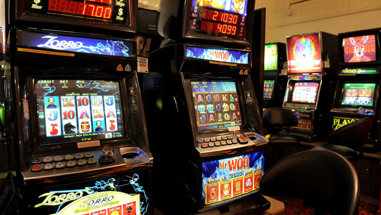 Romanii au jucat anul trecut la jocuri de noroc aproape 4 miliarde de euro Imagine