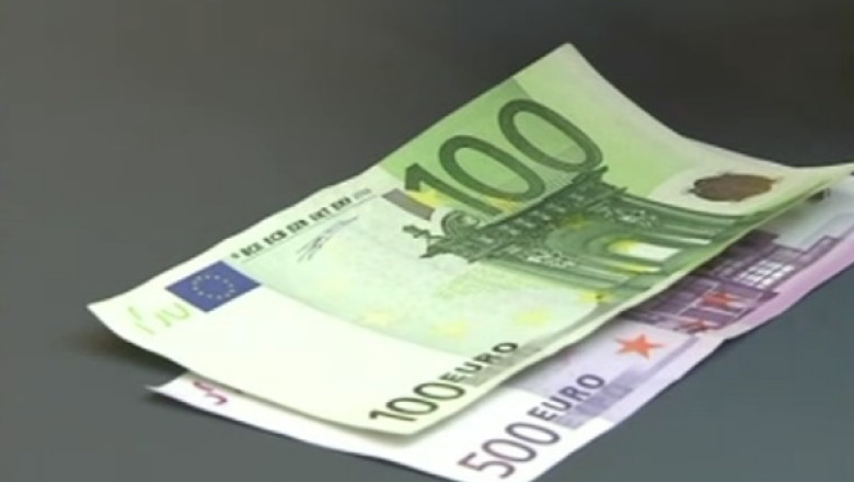 Romanii au trimis in tara anul trecut cei mai putini bani din ultimii noua ani Imagine