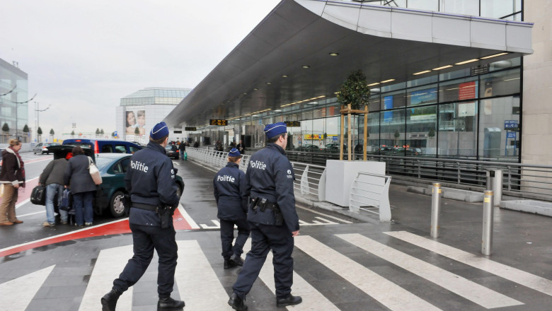 Romanii, cei mai expulzati europeni din Belgia pentru folosirea fara drept a ajutoarelor sociale Imagine