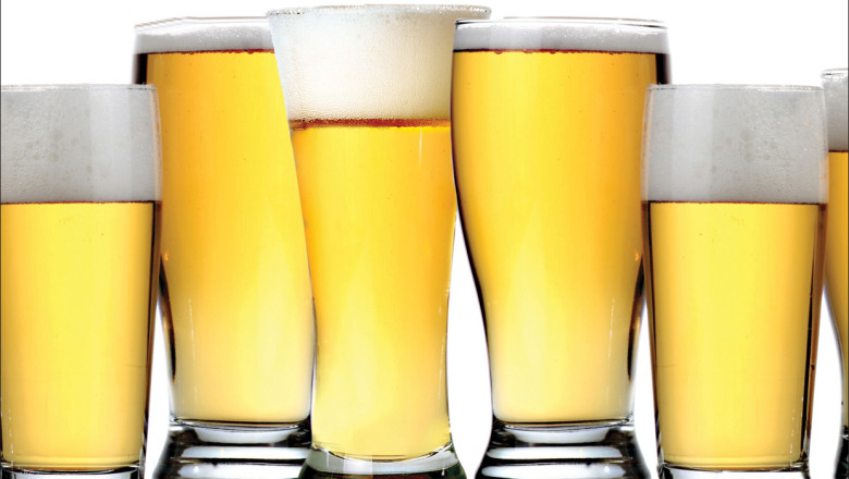 Romanii sunt pe locul sase in topul consumatorilor de bere din Europa Imagine