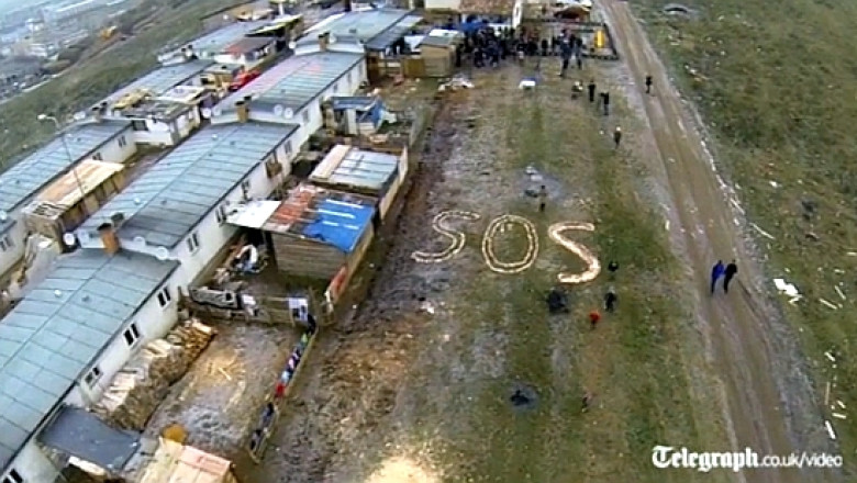 Romii din cartierul clujean Pata Rat au ajuns in presa britanica. Clerici din Regat ii cer primarului Emil Boc „sa opreasca segregarea” Imagine