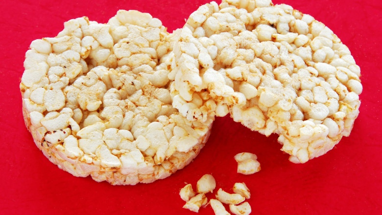 Rondele de orez cu continut ridicat de aflatoxine, retras din magazine. Cei care le-au cumparat sunt sfatuiti sa nu le consume Imagine