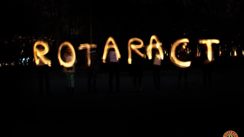 Rotaract Oradea organizeaza un bal aniversar, cu strangere de fonduri Imagine