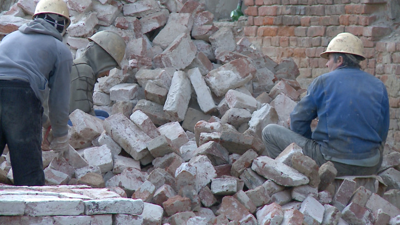 Ruinele fostelor fabrici din Oradea, suprataxate Imagine