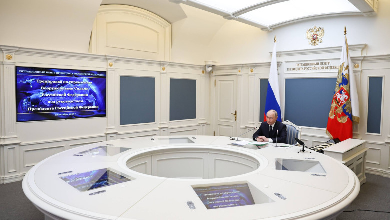 Rusia a desfasurat un exercitiu nuclear sub supravegherea lui Putin: „Toate obiectivele au fost indeplinite in totalitate” Imagine