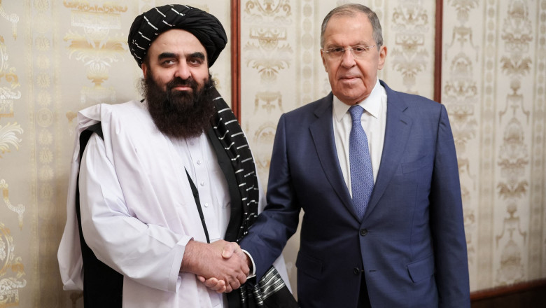 Rusia a devenit primul stat care recunoaste guvernul taliban din Afganistan. „O noua etapa de relatii pozitive si respect reciproc” Imagine