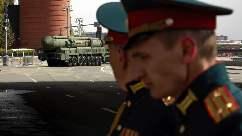 Rusia a inceput sa livreze Iranului primele sisteme avansate de aparare antiaeriana S-400 Imagine