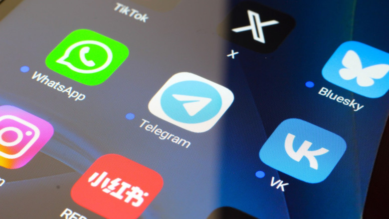 Rusia a publicat o lista a aplicatiilor locale care vor functiona fara internet mobil. Nu sunt WhatsaApp, Telegram sau YouTube Imagine