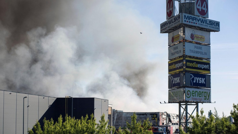 Rusia a recrutat piromani pe retelele de socializare pentru incendiul din Varsovia. Polonia sustine ca are dovezi Imagine