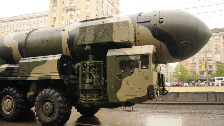 Rusia aduce oficial arme nucleare tactice in Belarus. Soigu: „Occidentul duce un razboi nedeclarat impotriva Rusiei” Imagine