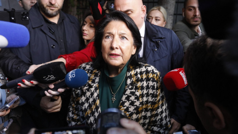 Rusia duce un „razboi electoral” in Georgia si in Romania, avertizeaza presedinta pro-UE Salome Zurabisvili Imagine