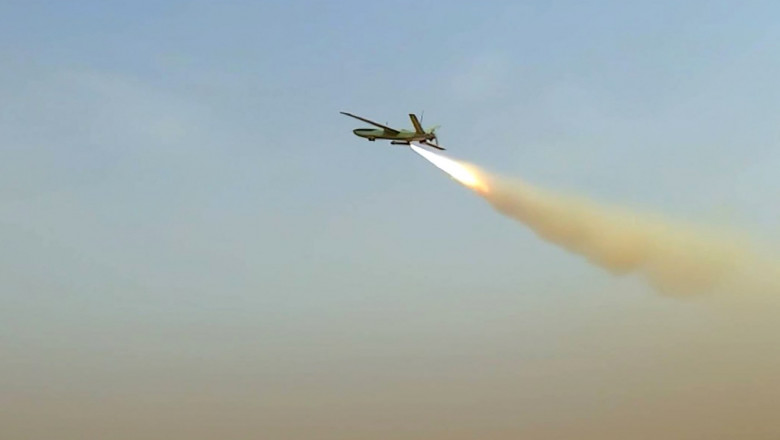 Rusia produce drone kamikaze cu piese chinezesti. Aproximativ 2.500 de Garpia-A1 ar fi fost fabricate in ultimul an Imagine