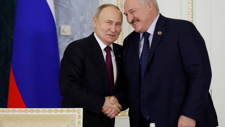 Rusia si Belarus anunta ca vor exersa in comun folosirea armelor nucleare tactice Imagine