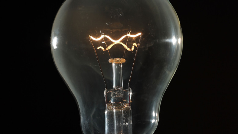 Rusia va suspenda exportul de electricitate catre Finlanda incepand de sambata Imagine
