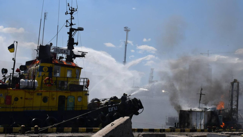 Rusii au bombardat cu rachete porturi din regiunea Odesa Imagine