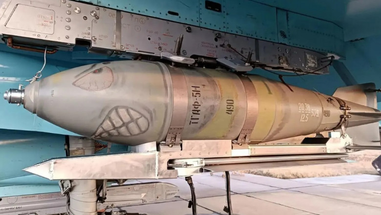 Rusii au lansat sute de bombe ghidate cu planare in ultimele zile si au devastat apararea ucraineana. O singura arma le poate opri Imagine