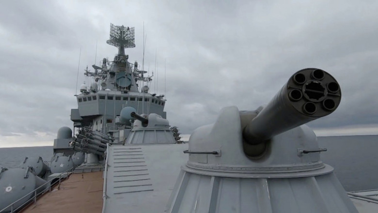 Rusii spun ca au respins un atac ucrainean cu drone asupra unor nave civile de marfa in Marea Neagra Imagine