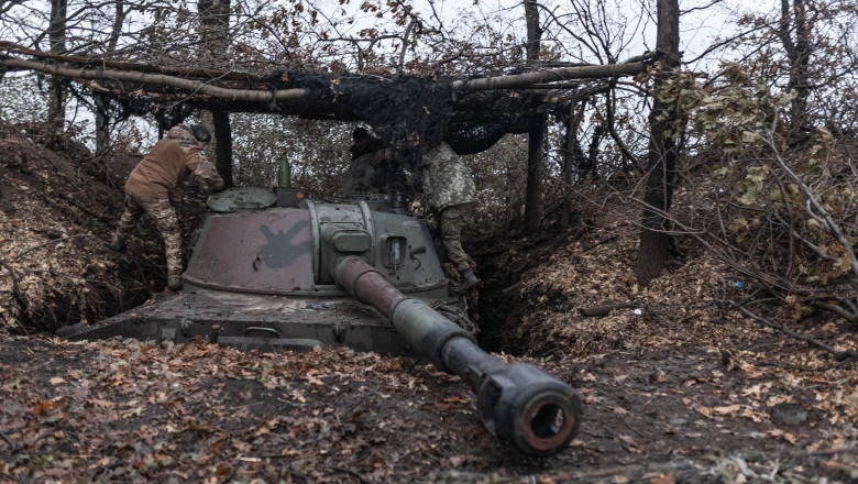 Rusii sunt la doar un kilometru si jumatate de orasul ucrainean Pokrovsk. Cucerirea lui va intrerupe aprovizionarea fortelor Kievului Imagine