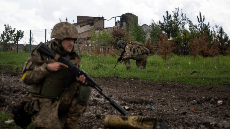 Rusii sustin ca au ucis 21 de „mercenari romani” in Ucraina Imagine