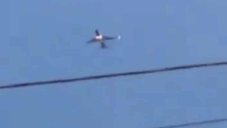 Rusilor le iau foc avioanele in aer. 8 incidente aviatice inregistrate intr-o saptamana in Rusia Imagine