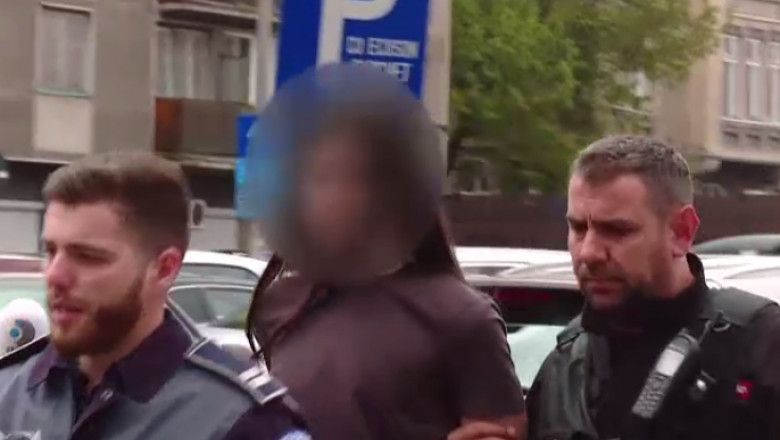 S-a dat sentinta in cazul elevului din Bucuresti care si-a injunghiat profesoara de japoneza. Ce pedeapsa va primi adolescentul Imagine