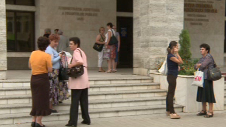 S-a incheiat examenul la Finante. 97 de bugetari rasufla usurati, alti 100 au devenit someri Imagine