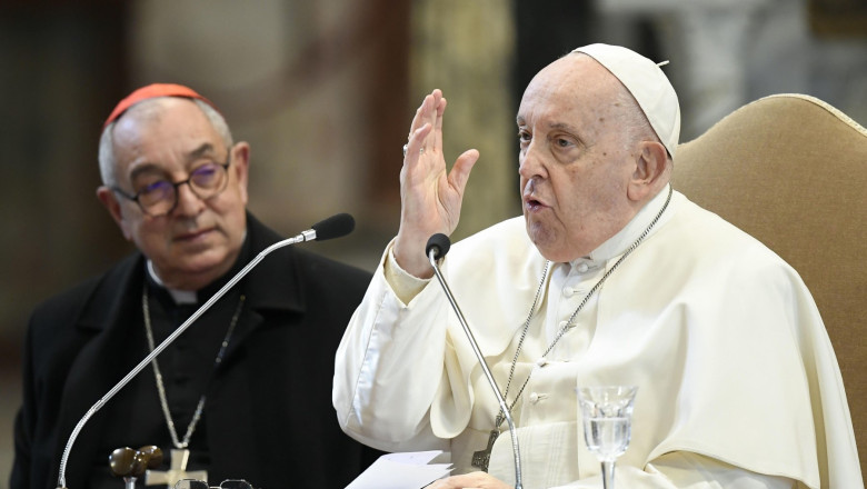 „Sa nu uitam acest lucru”. Papa Francisc spune ca razboiul in sine este o crima impotriva umanitatii Imagine