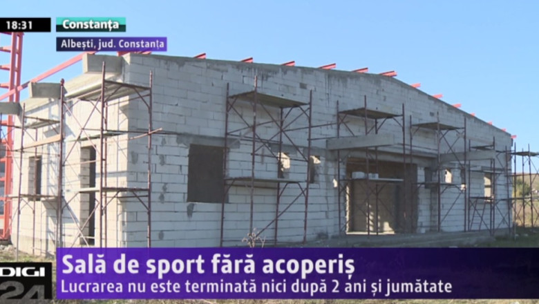 Sala de sport fara acoperis. Lucrarea nu este terminata nici dupa 2 ani si jumatate de la demararea constructiei Imagine
