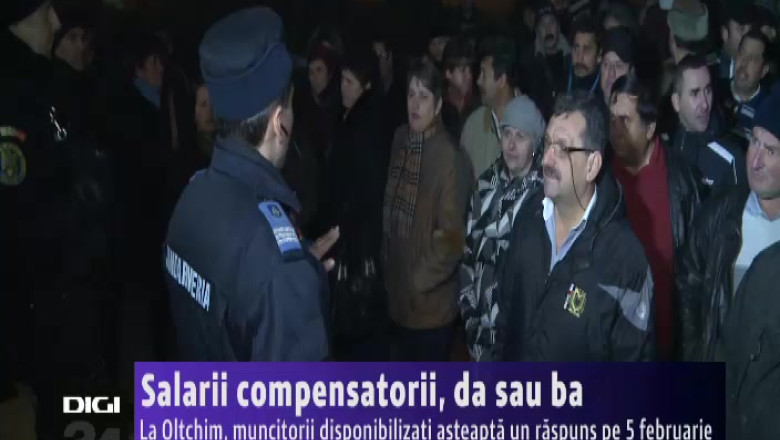 Salarii compensatorii, da sau ba. La Oltchim, muncitorii disponibilizati asteapta un raspuns pe 5 februarie. Imagine