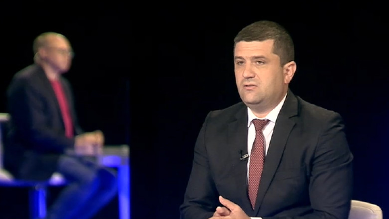 Salarii de zeci de mii de lei la institutii de stat de care nimeni nu a auzit. Ministrul Economiei: Pe mine ma deranjeaza Imagine