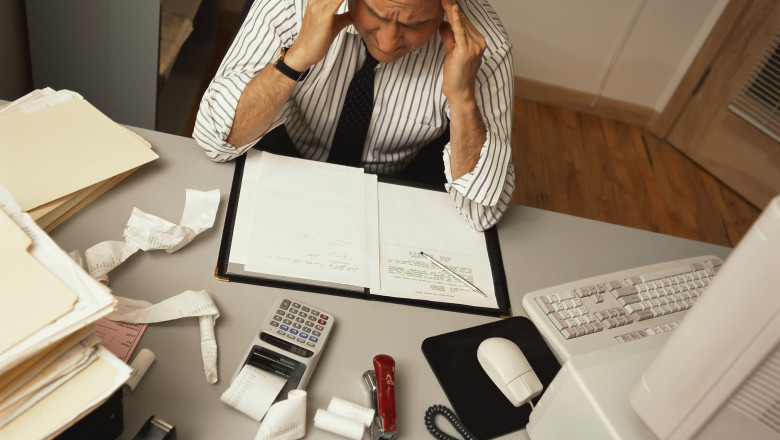 Salariile bugetarilor vor include o parte variabila, in functie de performanta profesionala individuala Imagine