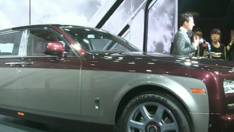 Salon auto de lux la Beijing, cu numar limitat de clienti Imagine