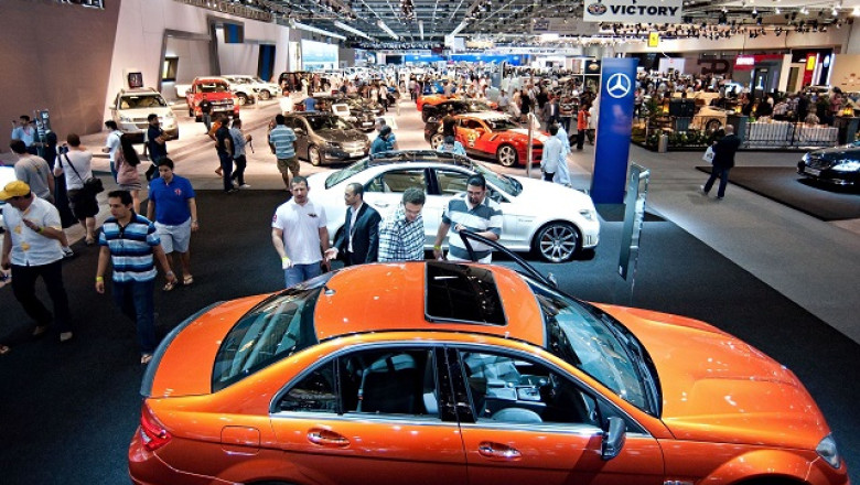 Salon auto exclusivist la Dubai. Cea mai scumpa masina costa peste 7 milioane de dolari Imagine