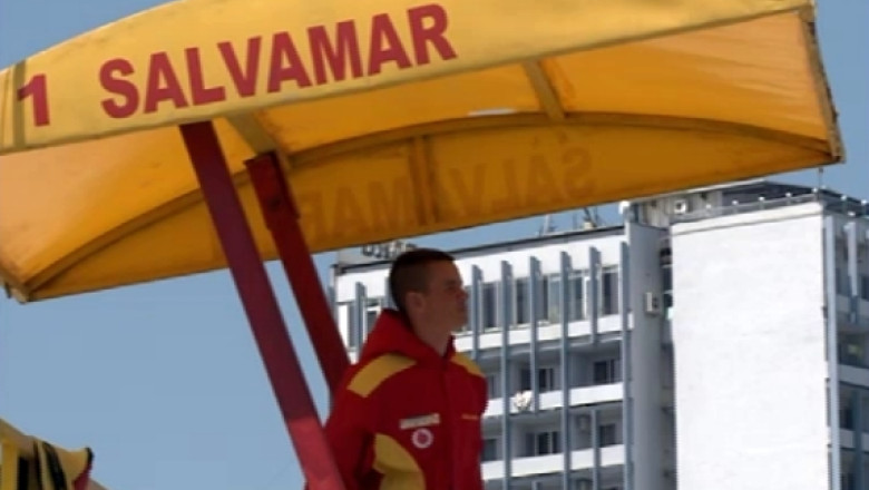 Salvamarii ar putea lipsi de pe plaje in acest sezon. Primariile din Constanta nu isi permit sa ii plateasca Imagine