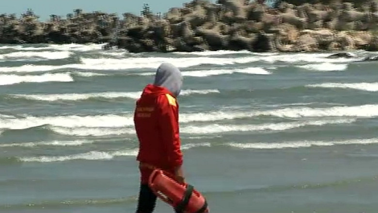 Salvamarii din sudul litoralului intra in greva japoneza: Nu si-au primit salariile de mai bine de doua luni Imagine