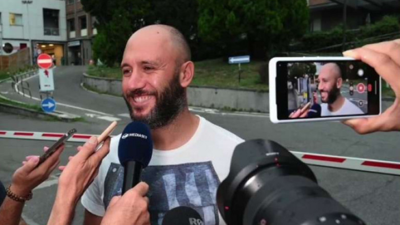 Salvare miraculoasa in Torino. Un bancher a devenit erou national dupa ce a prins din zbor un copil care cazuse de la etajul cinci Imagine