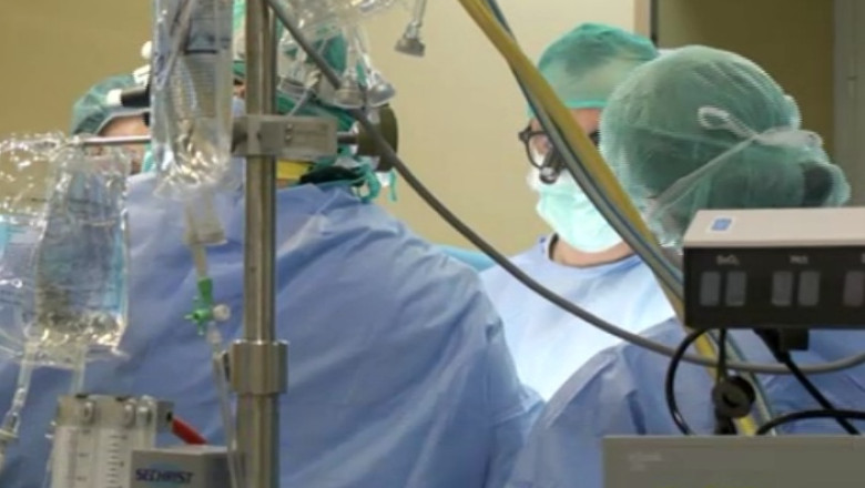 Salvatorii de la Maternitatea Giulesti. Cinci bebelusi au supravietuit datorita eforturilor medicilor Imagine