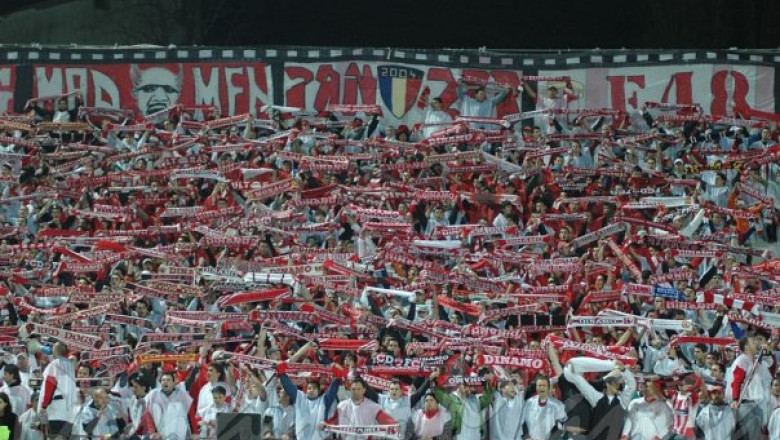 Sanctiuni pentru Dinamo. Suporterii nu vor avea voie la urmatoarele doua meciuri din deplasare Imagine
