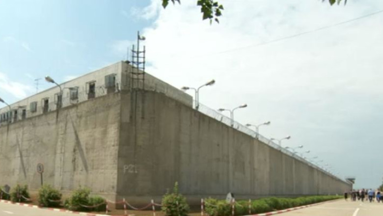 Sanse zero. Copiii care comit infractiuni grave ajung in penitenciare pentru adulti Imagine