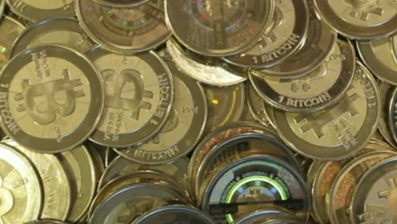 Santaj cu virusul Ebola in Cehia. Autorii amenintarii vor sa fie platiti in Bitcoin Imagine