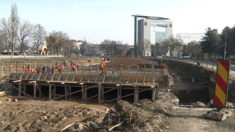 Santierul Michelangelo ia viteza. Soferii sunt insa sceptici ca lucrarile vor fi finalizate in toamna acestui an Imagine